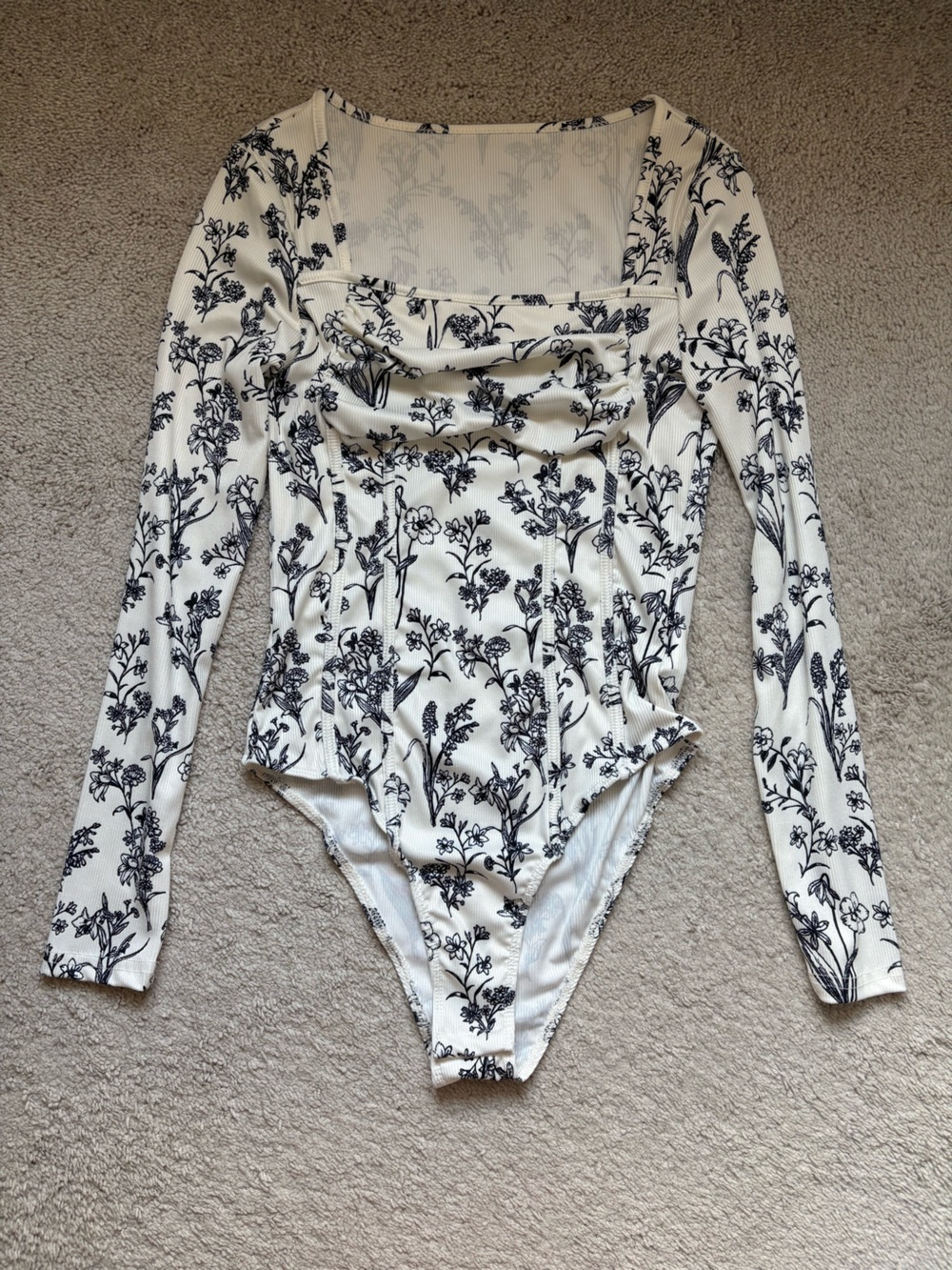 Women's Floral Long-Sleeve Ribbed Bodysuit - White/Black